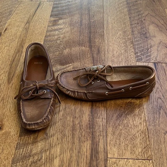 MNG Woman’s Leather Loafers Size 36/6 - Picture 1 of 7